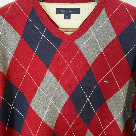 Tommy Hilfiger Men's V-Neck Red and Gray Sweater - Picture 2 of 5